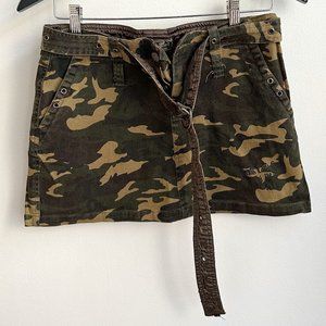 C’est Toi | Green Camouflage Denim Mini Skirt With Belt